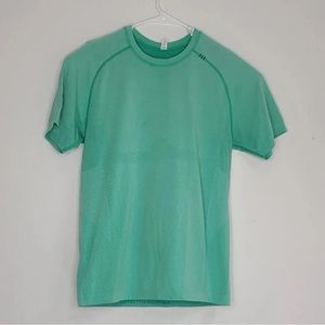 Lululemon Metal Vent Tech Short Sleeve Shirt Green Run Size M Mens